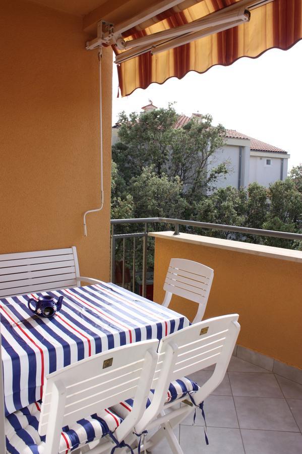 Apartments Jtv Simuni Kolan Extérieur photo